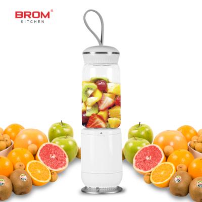 China Eco-friendly Most Popular Portable Baby Mini Fruit Blender Machine for sale