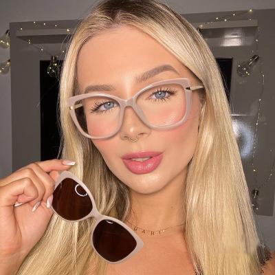 China Designer Women Oversized Cat Eye Frames Blue Light Fashion Sunglasses Filter Magnetic Clip On Sunglasses With Polarized for sale