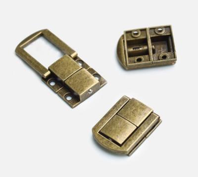 China Factory Direct Sale China Fashion Handle Lock Wood Box Zinc Alloy Hook/Cabinet Latch Toggle Lock for sale