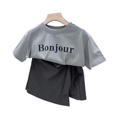 China Fashionable print summer fashion short-sleeved half-skirt pants T-shirt girls breathable trend two-piece style parent-child new suit for sale