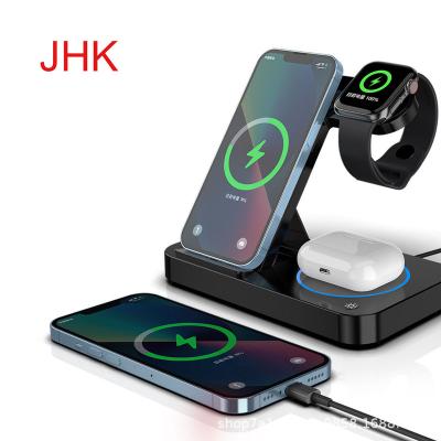 China Multifunctional Smart Watch 2023New Folding 4-in-1 Charger Wireless Charger Mobile Phone Wireless Watch 3-in-1 Wireless Charger for sale