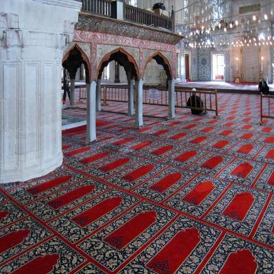 China 100% simply silk carpet which is handmade used for mosque carpet for sale