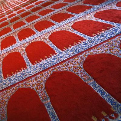 China Simply 100% Customized Polypropylene Muslim Wall To Wall Mosque Carpet for sale