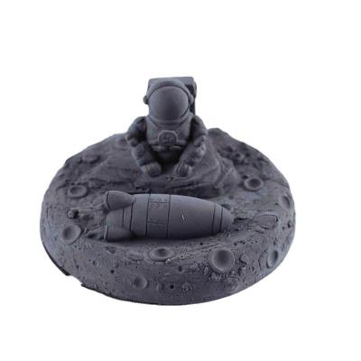 China Stored Non-Electric Astronaut Essential Oil Diffuser Mold Aroma Stone Diffuser for sale