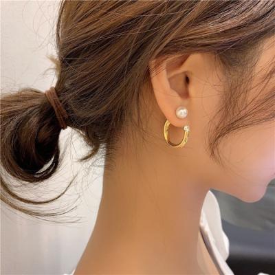 China Vintage Korean Style C Baroque Shaped Gold Plated 925 Pearl Earrings For Women for sale