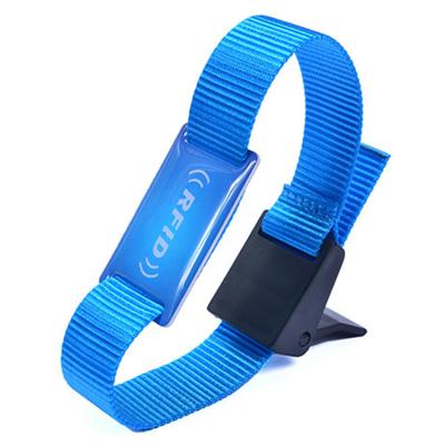 China RFID Waterproof/Waterproof Custom Adjustable Nylon Wristband with Good Price for sale