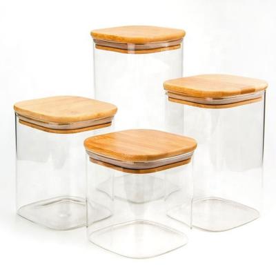 China Heatable Square Glass Jar With Lids Airtight Bamboo Wooden Borosilicate Glass Food Canisters Heatable Serving for sale