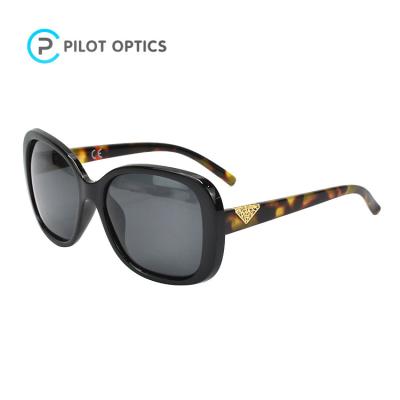 China Custom luxury modern ladies women sunglasses fashion sunglasses pilot optics logo big for sale