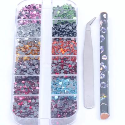 China Flatback 12 Grids High Quality Hot Cuts Ss10 Hot Fix Rhinestone 12 Fix Flat Back Drill For Garment Dressing for sale