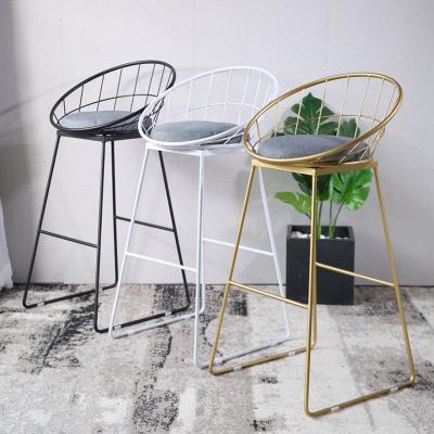 China Nordic Cheap Modern Gold Referee Chair Kitchen Restaurant Furniture Cafe Bar Stools Velvet Metal Bar Stools With Back for sale