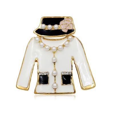 China ALLOY Jewelry Vintage Black And White Enamel Elegant Lady's Dress Shirt With Hat Design Brooches for sale