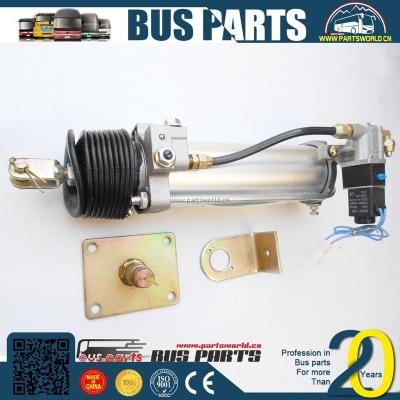 China Bus door parts YUTONG bus spear parts for hiace body kits commuter van sliding door step with ligh DFM for sale