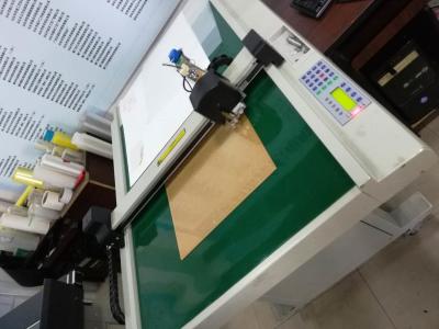 China LED light box engraving machine production cutter à venda