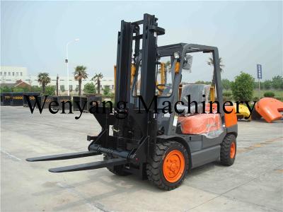 Κίνα 3 Forklift diesel τόνου φορτηγό με το κέντρο φορτίων Isuzu C240 500mm δικράνων υγιεινής προς πώληση