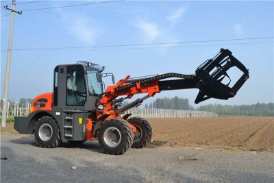 中国 2ton 0.8m3のバケツ最高の持ち上がる高さ5100mmの望遠鏡ブームの車輪の積込み機 販売のため