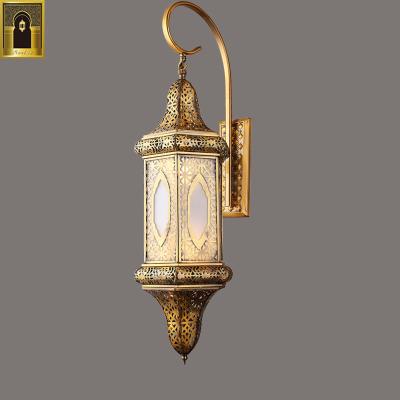 China Fancy Iron+acrylic Vintage Design Luxury Golden Outdoor Antique Brass Wall Light for sale