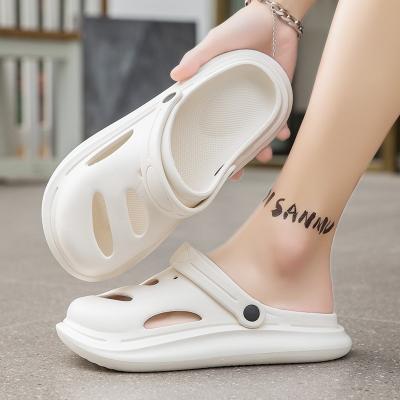 China New Design Breathable Hot Selling Men's Outdoor Hole Shoes Summer Thickening Sole Sandals EVA Slippers Female Anti-skid Garden for sale