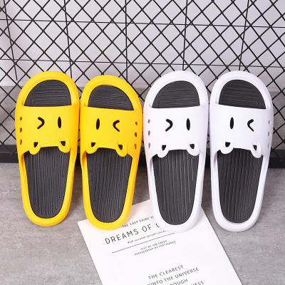 China Female summer trend fashion outdoor sandals anti-skid design thickening anti-skid home slippers for sale