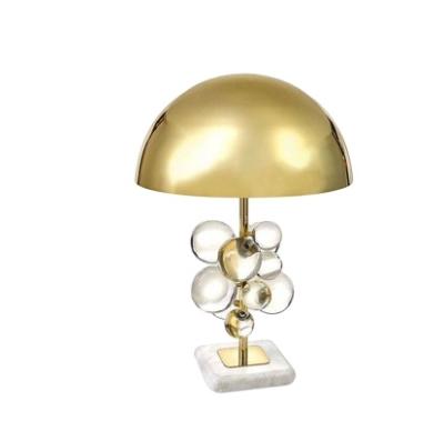 China Modern Unique Crystal Body Design Hot Sale Decorative Restaurant Crystal Table Lamp for sale