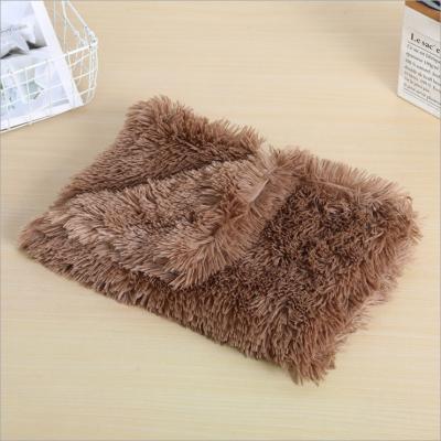 China Durable Cat Long Plush Machine Wash Pet Blanket Cat Mat Blanket Luxury Waterproof Fleece Dog Blanket Plush Pet Blanket for sale