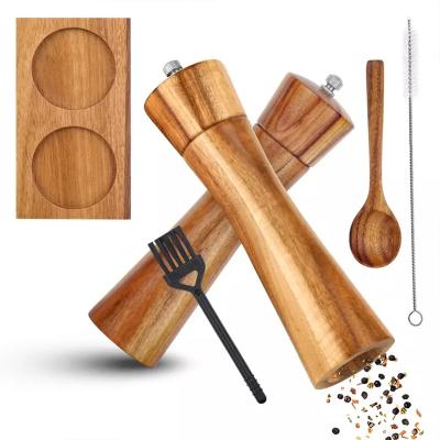 China Sustainable Hot Selling Customized Wooden Spice Mill Salt and Pepper Mills Set Wholesale Handmade Pepper Grinder for sale