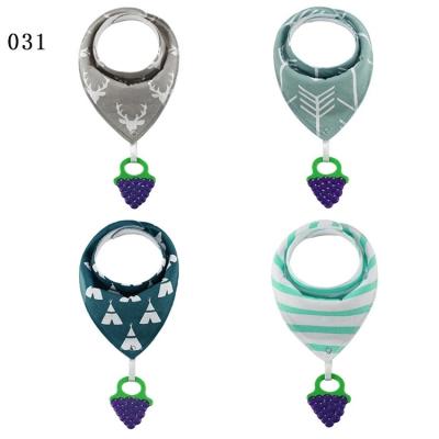 China Hot sale thick organic 4-Pack With Silicone Teether baby bandana drool bibs and teething toys for sale