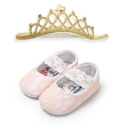 China 2019 new fashion Cotton fabric Gift hairband 0-2 years walking shoes slip on baby girl shoes for sale