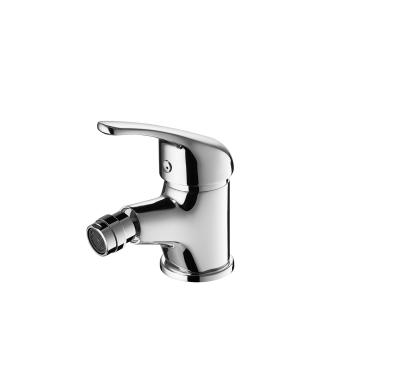 中国 Single Lever 360 Degree Rotating Bathroom Bidet Faucet Chrome 販売のため