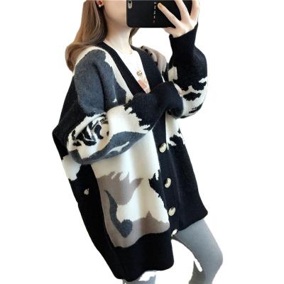 China Anti-shrink loose loose leisure stylish jacquard knit women cardigan sweater customized for sale