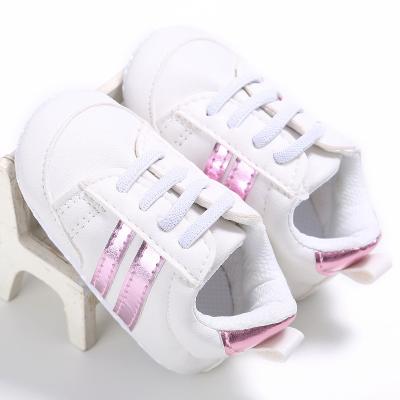 China Around 2022 Fashion PVC Leather Babies Sports Shoes Infant Boys Girls Walking Sneakers Newborn Baby Soft Sole Shoe Customized for sale