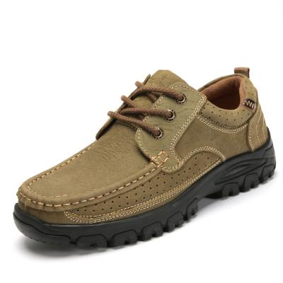 China Walking Shoes Customized Men Hiking Male Outdoor Tourism Trekking Leather Mountaineering Shoes for sale