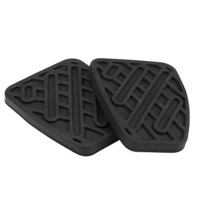 China Automotive Parts 2Pcs Brake Clutch Foot Pedal Pad Cover For Nissan Qashqai 2007 2008 2009 2010 2011 2012-2016 Rubber Accessories 46531JD00A for sale