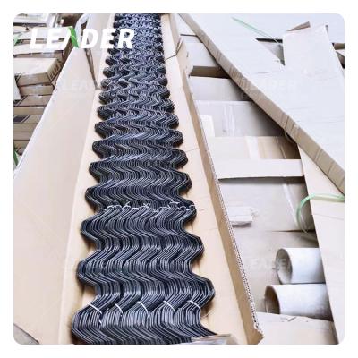 China Greenhouse Accessories Multi-span Poly 2.3mm Zigzag Wire Channel Lock Spring Wire Greenhouse Bustle Wire en venta