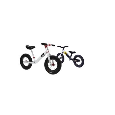 China Aluminum alloy wholesale price 2 wheel scooter skateboard competitive foldable balance bicycle for sale for sale