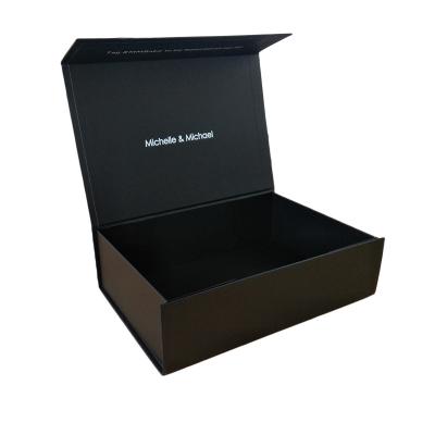 China Qingdao Recyclable Cardboard Paper Packaging Custom Gift Boxes For Shoe Clothes for sale