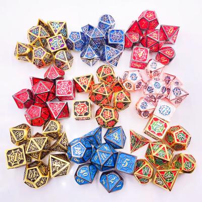 China DND Games Spider Dice Set Wholesale Cheap Customized Customized Dies New Cesulu Game Metal Dice Factory for sale