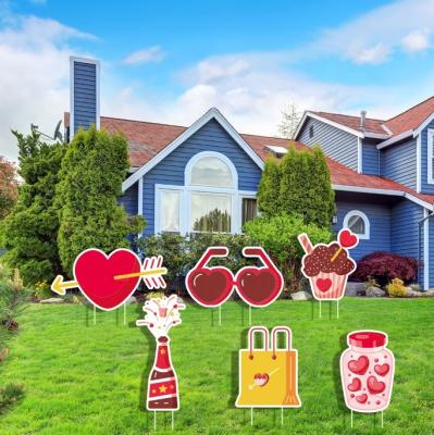 China New Durable Listing Colorful Logo Decoration Yard With Stakes Valentine's Day Yard Sign Decorate On Sale for sale