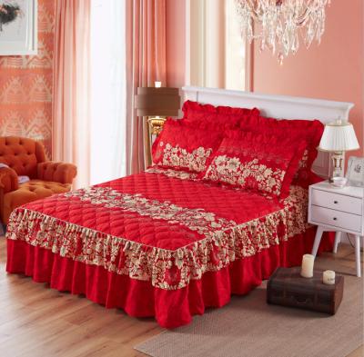 China Red Gold Print Factory Directly Wedding Ruffle Bedding Set Door Room Bed Skirt for sale