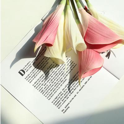 China Fashional PU Realistic Artificial Calla Lily Flowers For Home Decor Wedding Bridal DIY Bouquet Centerpieces for sale