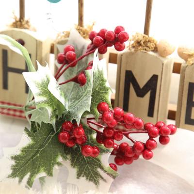 China Fashional QSG013 Christmas Ornaments Decoration Supplies Long Stem Tree Berries Pick Branches Artificial Flower Berry Fruits Red Holly for sale