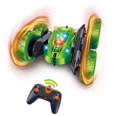 Cina X-010 Rc Mini Stunt Car 2.4ghz Double Sided 360 Degree Tumble Remote Control Stunt Car Toys per l'intrattenimento dei bambini in vendita