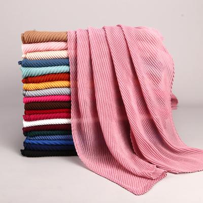 China 90*180CM New Fashion Design Pleated Bubble Chiffon Hijab Hijab For Women Muslim Head Scarf for sale