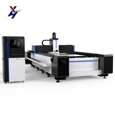 Cina 1530 1500 Watt Laser Metal Cutting Machine con sistema di raffreddamento ad acqua in vendita