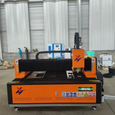 China Máquina de corte a laser de fibra CNC de 3000W a 6000W à venda