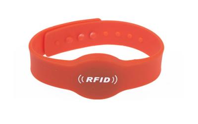 China Wiederverwendbares Silikon RFID Chip Programmable Wristband zu verkaufen