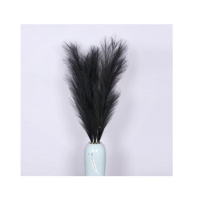 China The CIA Style Nordic Wholesale Price Fully Pampas Grass For Home Decoration Artificial Flowers Pampas for sale