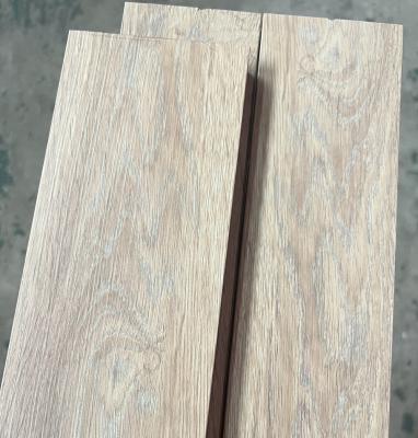 China 6063 Aluminium-Oak Holzkorn-Extrusionsprofile mit tiefer Textur zu verkaufen