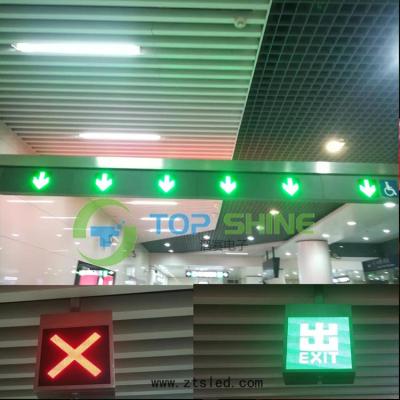 China Outdoor Led Arrow Sign Green Arrow Led Display Led Traffic Red Cross Board Led Lamp for sale