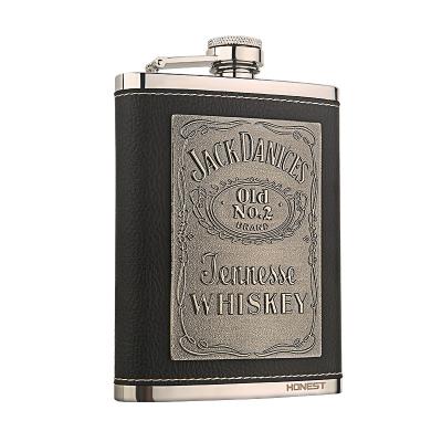 China 8 oz wineware boutique hip flask high end 304 stainless steel hip flask portable outdoor hip flask wholesale for sale