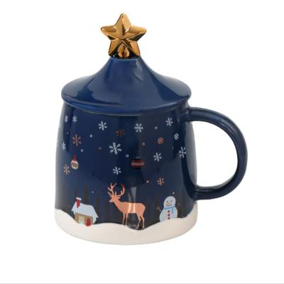 China Wholesale Creative Viable Gift Christmas Water Mug With Lid Continental Breakfast Ceramic Coffee Mug for sale